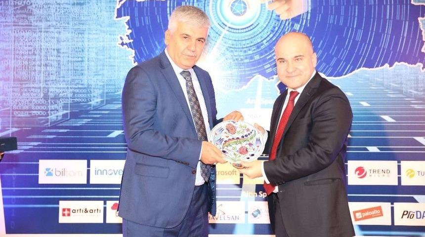 Kamu Bilişim Zirvesi