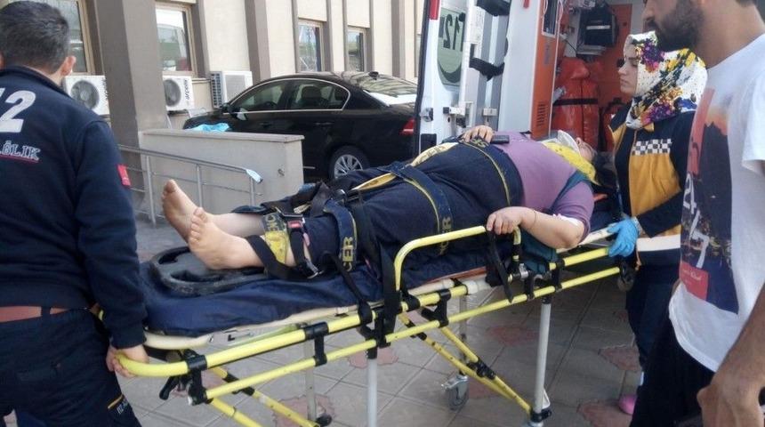 Motosiklet Yayaya &Ccedil;arptı: 1 Yaralı