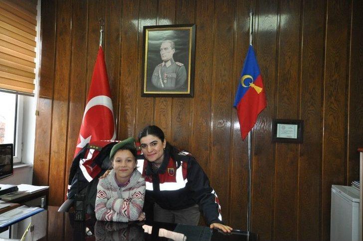 Geyveli Öğrenciler Mektuplarını Dualarla Afrin’e Gönderdi G3