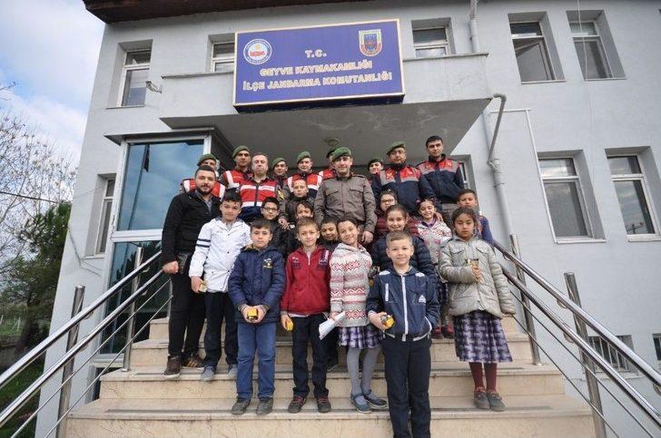 Geyveli Öğrenciler Mektuplarını Dualarla Afrin’e Gönderdi G5