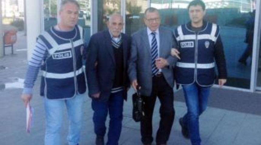 B&uuml;feciyi 10 Bin Lira Dolandıran Şahıs Tutuklandı