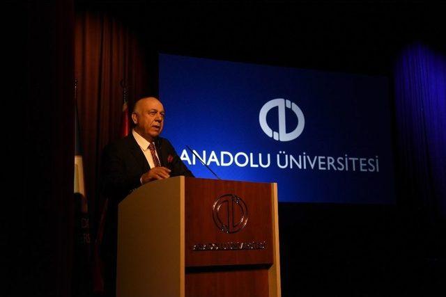 Anadolu Üniversitesi’nde Çanakkale Şehitleri Anıldı