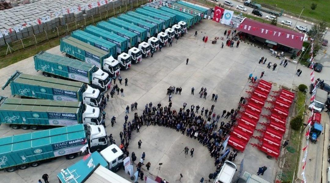 İl&ccedil;elerin &Ccedil;evreci Ara&ccedil;ları Teslim Edildi