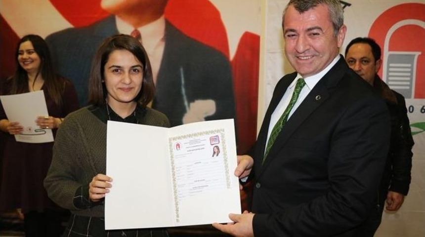Emlak Danışmanları Üniversitede Kurs Aldı
