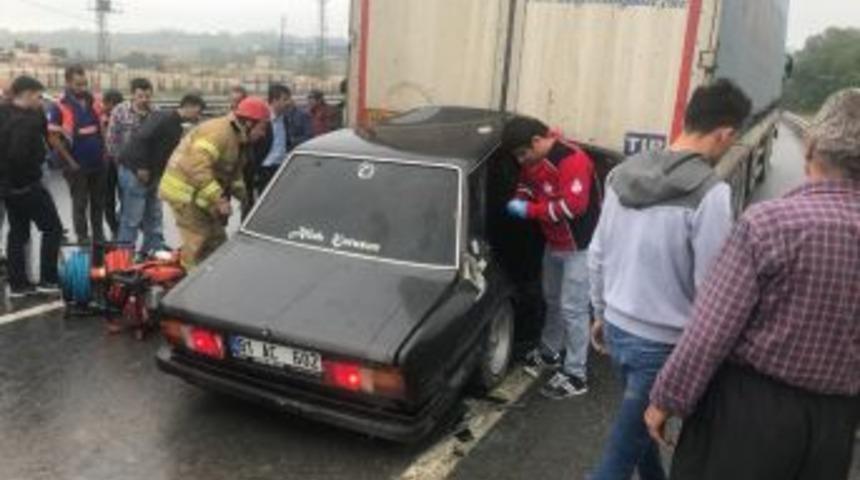 Hurdaya D&ouml;nen Otomobilden Sağ &Ccedil;ıktı