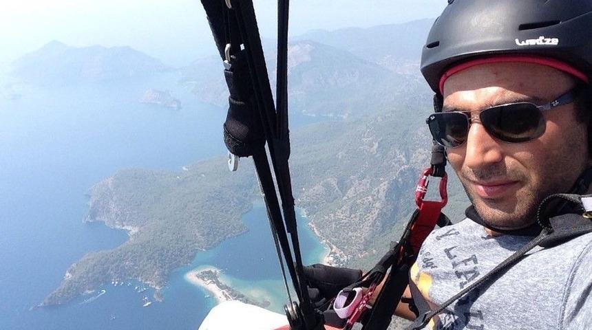 Eskişehirli Paraş&uuml;t&ccedil;&uuml;n&uuml;n B&uuml;y&uuml;leyen U&ccedil;uşu