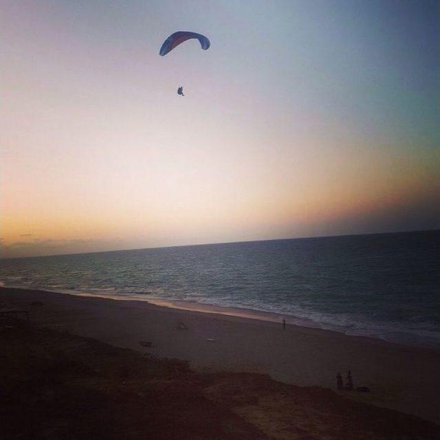 Eskişehirli Paraşütçünün Büyüleyen Uçuşu 1