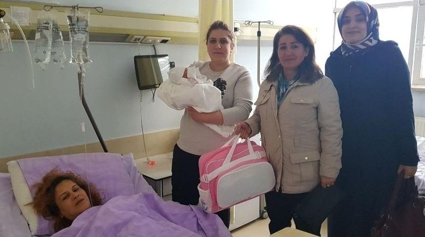 Hakkari&rsquo;de &ldquo;hoş Geldin Bebek&rdquo; Projesi