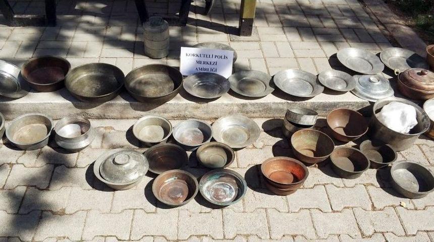 Antalya&rsquo;da 3 Hırsızlık Zanlısı Yakalandı