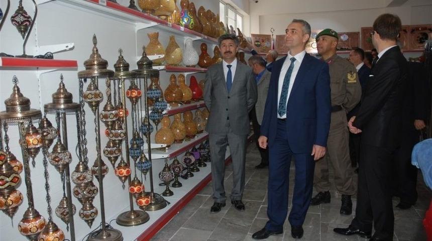 H&uuml;k&uuml;ml&uuml;lerin &Uuml;rettikleri &Uuml;r&uuml;nler Satışa &Ccedil;ıktı