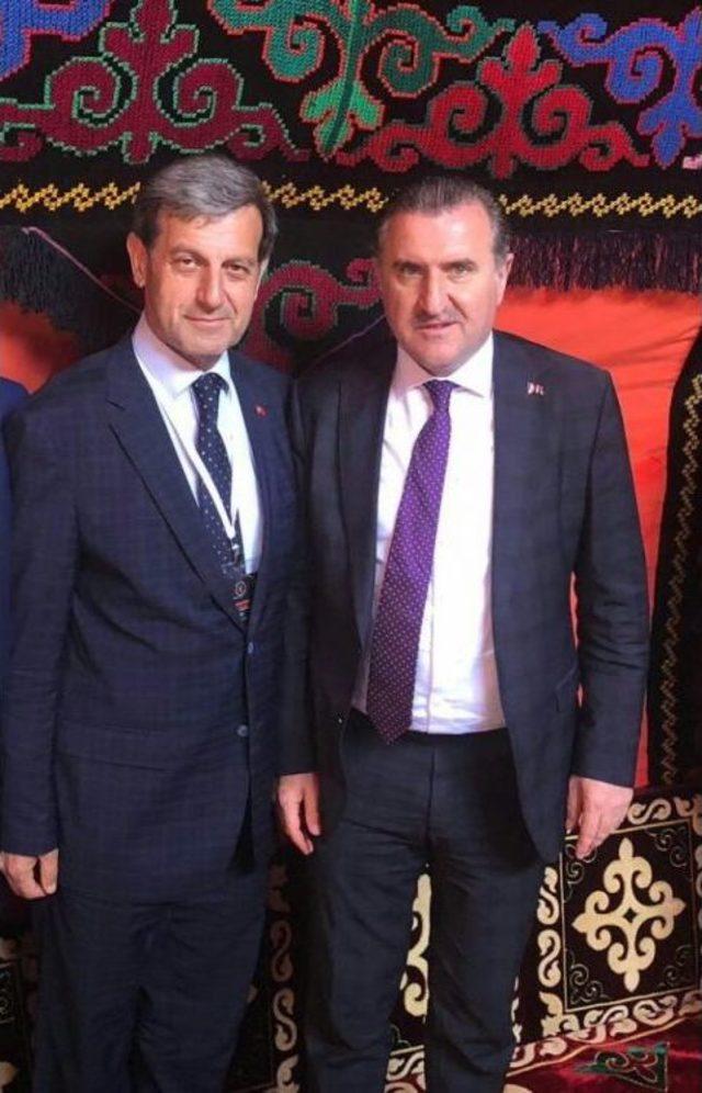 Başkan Özkan’dan Bilal Erdoğan’a Tablo