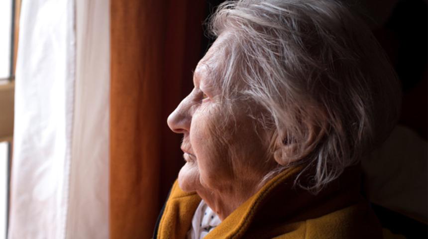 Yeni Alzheimer ila&ccedil;ları umut verici olsa da bu bilgileri es ge&ccedil;meyin!