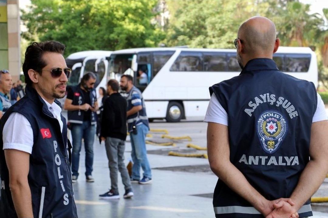 Antalya&rsquo;da 4 Bin Polisle &lsquo;huzur&rsquo; Operasyonu