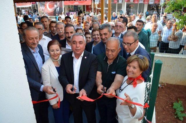 Didim Chp Akbük Mahallesinde Temsilciliğini Açtı