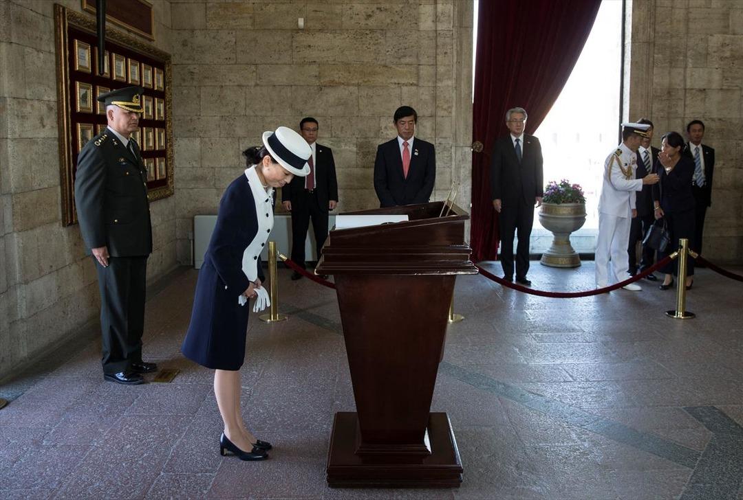 Japonya Prensesi Anıtkabir'i ziyaret etti 
