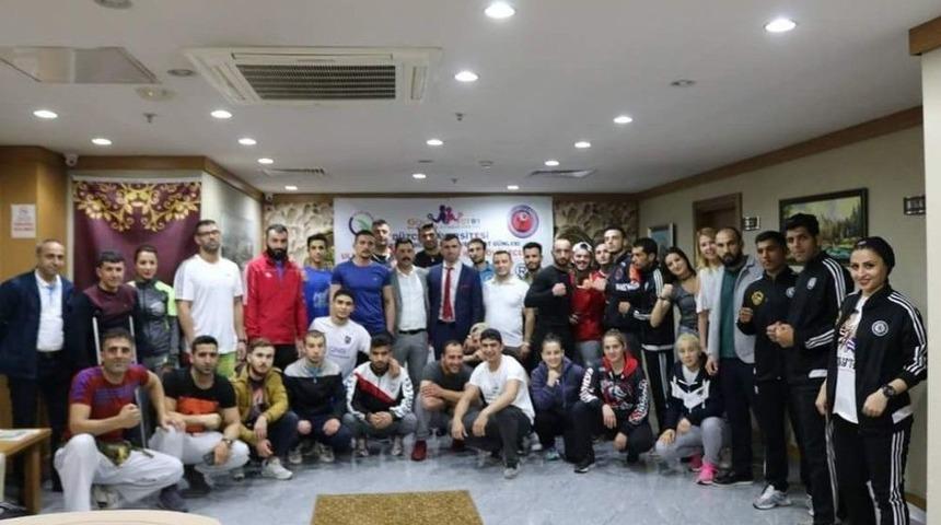 Muay Thai Müsabakalarında Altın Kemer Eskişehir’e