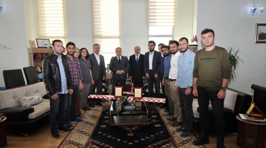 İnsansız Hava Aracı Yarışmasından Ne&uuml;&rsquo;l&uuml; M&uuml;hendis Adaylarına &Ouml;d&uuml;l