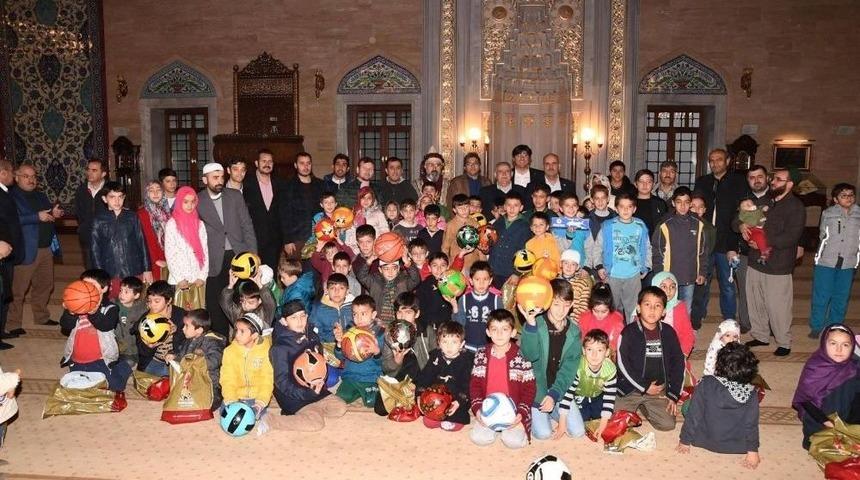 Kahramanmaraşlılar 7&rsquo;den 70&rsquo;e Camide Buluştu