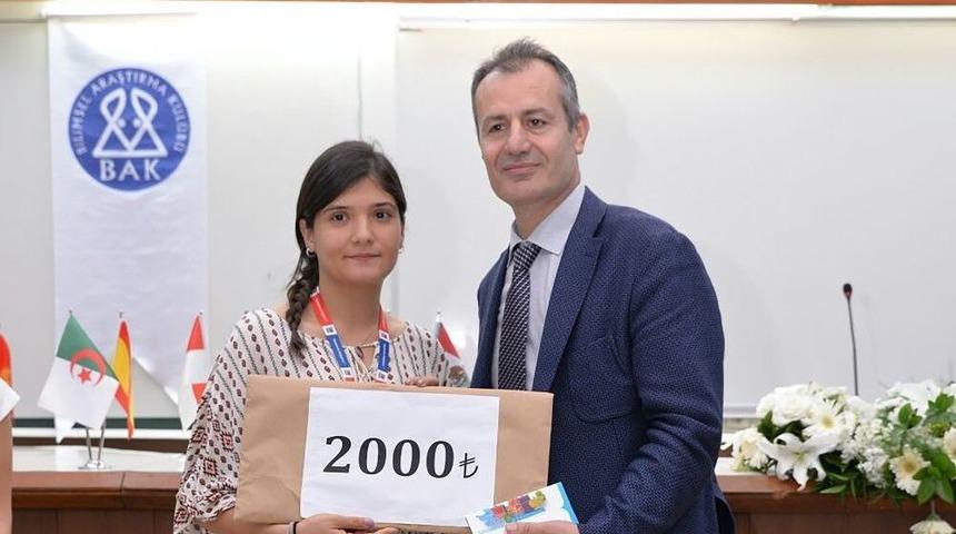 Veteriner Zahide&rsquo;nin Sı&ccedil;anlar &Uuml;zerindeki Araştırmasına T&uuml;bitak Desteği