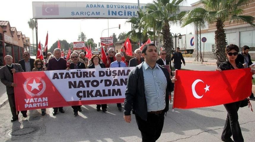 İncirlik&rsquo;te Nato Protestosu