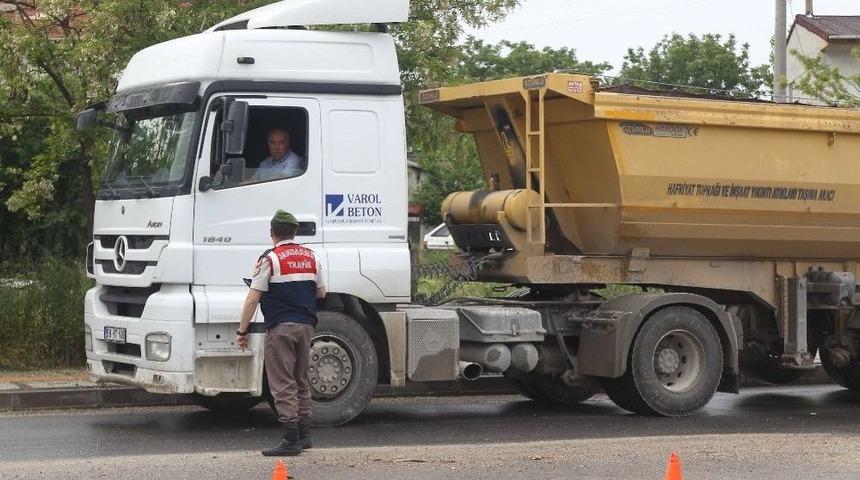 G&uuml;zergah İhlali Yapan Kamyonlara Ge&ccedil;it Yok