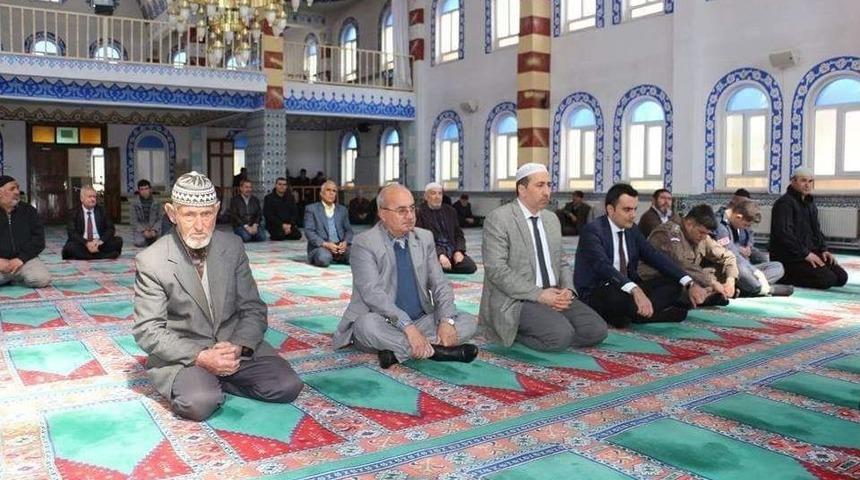 Altıntaş&rsquo;ta Şehitler İ&ccedil;in Mevlid-şerif Okutuldu