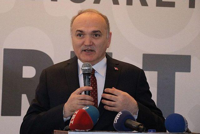 Bakan &Ouml;zl&uuml;&rsquo;ye Doğum G&uuml;n&uuml; S&uuml;rprizi 1