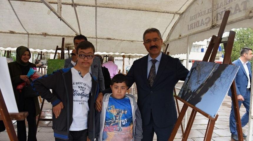 Engelliler Haftası Ve Anneler G&uuml;n&uuml; Birlikte Kutlandı