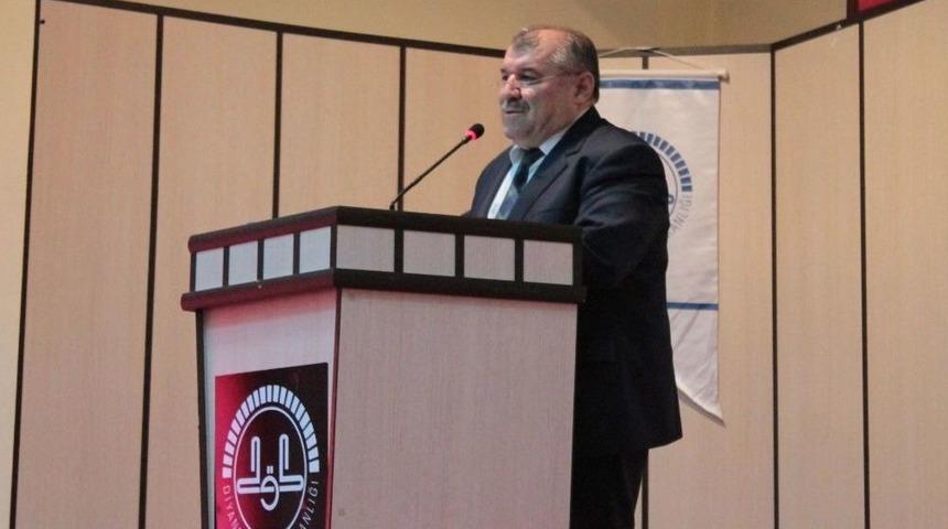 Vakıflar B&ouml;lge M&uuml;d&uuml;r&uuml; Kadınlara Aile Huzurunu Anlattı.