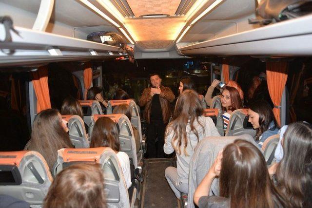 Başkan Bakıcı &Ouml;ğrencileri &Ccedil;anakkale&rsquo;ye Uğurladı 1