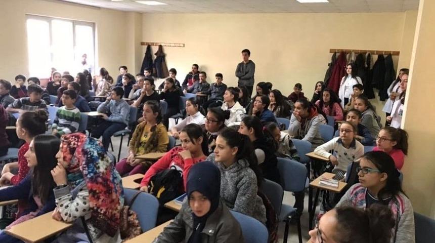 Melikgazi &Ccedil;ocuk Meclisi &Ouml;ğrencilerine Arama-kurtarma Eğitimi Verildi