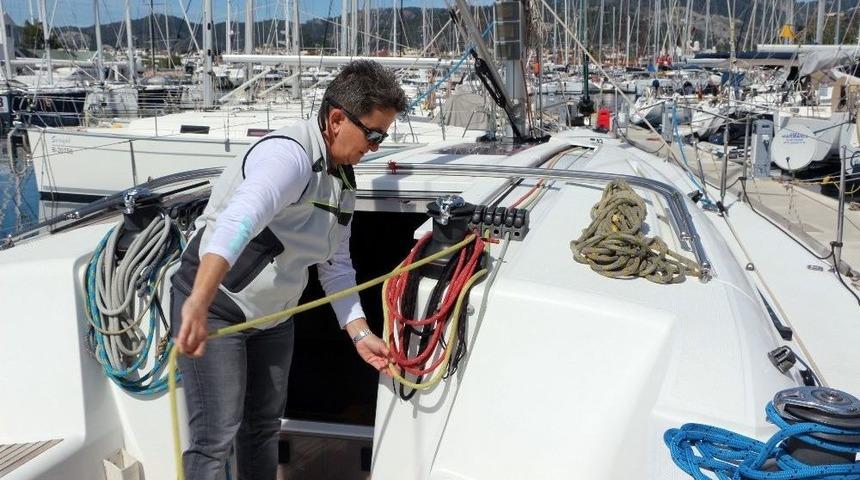Kadın Kaptandan Kadınlara &Ccedil;ağrı: "deniz Kadın Erkek Ayrımı Yapmıyor"
