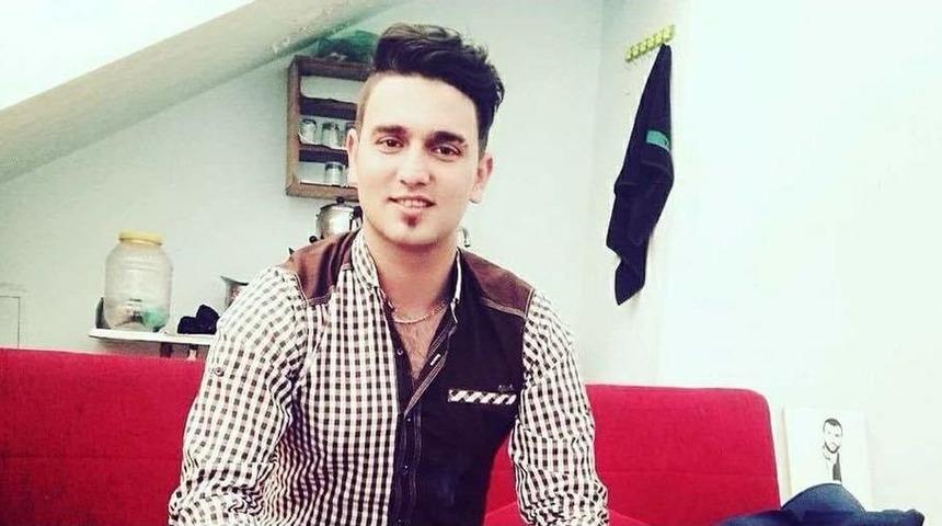 Trafik Kazasında Yaralanan Gen&ccedil; Hayatını Kaybetti