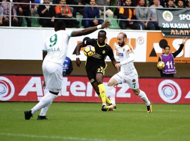 Süper Lig: Alanyaspor: - Evkur Yeni Malatyaspor: (ilk Yarı) G1