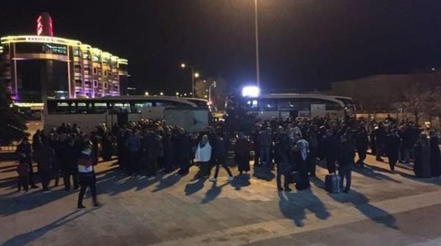 Umreciler Dualarla Kutsal Topraklara Uğurlandı