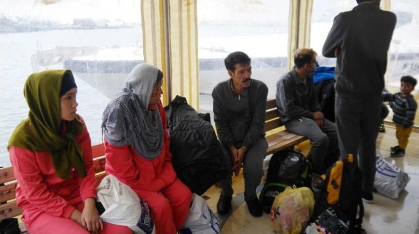 17 Ka&ccedil;ak G&ouml;&ccedil;men Yakalandı