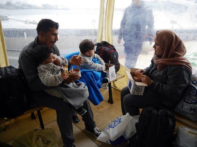 17 Kaçak Göçmen Yakalandı 1