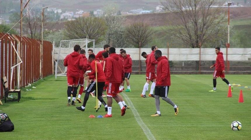 Samet Aybaba: "sezonu Son Ma&ccedil;la Ta&ccedil;landırmak İstiyoruz"