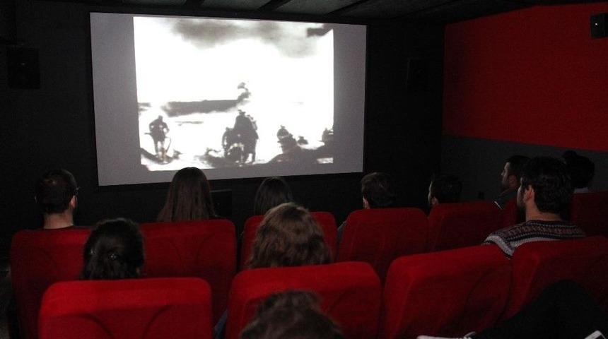 &Ccedil;anakkale Şehitleri Belgeselleri Buca&rsquo;da G&ouml;sterimde