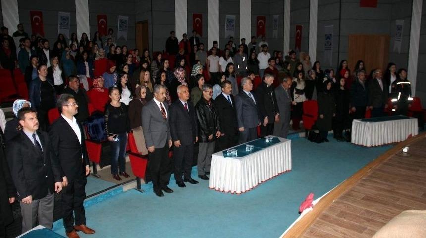 Akşam Sanat Okulu &Ouml;ğrencileri &Ccedil;anakkale Şehitleri&rsquo;ni Andı