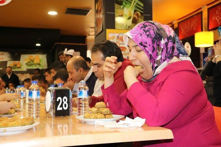 Gaziantep’te Baklava Yeme Yarışması G1