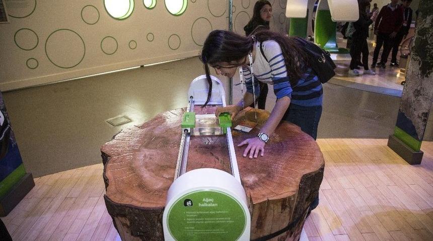 Geleceğin Bilim İnsanları Bilim Merkezinde