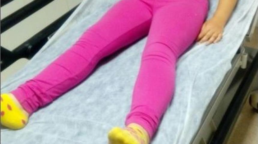 İnek Boynuz Darbesiyle &Ccedil;ocuğu Hastanelik Etti