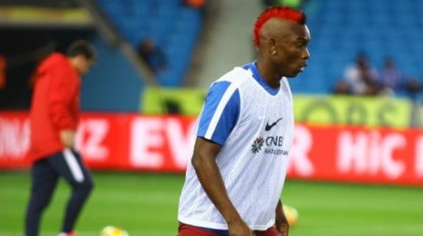 Castillo&rsquo;nun Yeni İmajı Dikkat &Ccedil;ekti