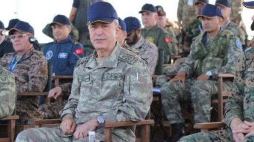 Genelkurmay Başkanı Akar: "tsk, En Son Ter&ouml;rist Etkisiz Hale Getirilinceye Kadar Her T&uuml;rl&uuml; Ter&ouml;rle M&uuml;cadele Etmeye Devam Edecektir"