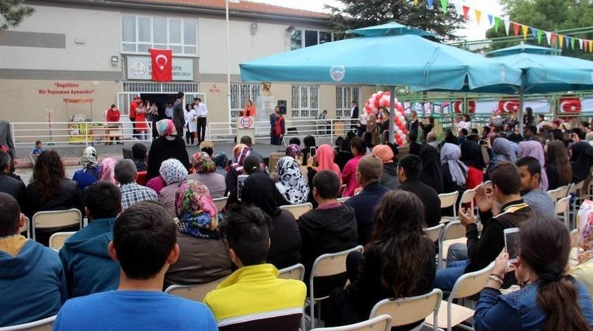 İstiklal &Ouml;zel Eğitim Mesleki Eğitim Merkezi&rsquo;nde Kermes D&uuml;zenlendi