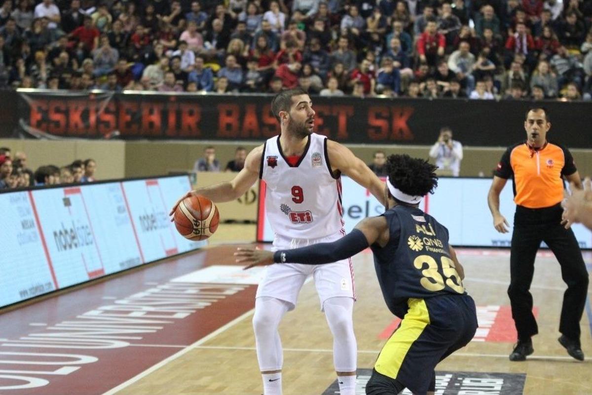 Tahincioğlu Basketbol S&uuml;per Ligi: Eskişehir Basket: 66 - Fenerbah&ccedil;e Doğuş: 85