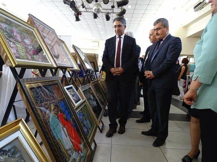 Havran Halk Eğitimi Merkezi Geleneksel Karma El Sanatları Sergisi Açıldı G1