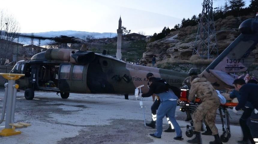 Babasına Ait Kurusıkı Tabancayla Oynayan &Ccedil;ocuk Kendini Vurdu