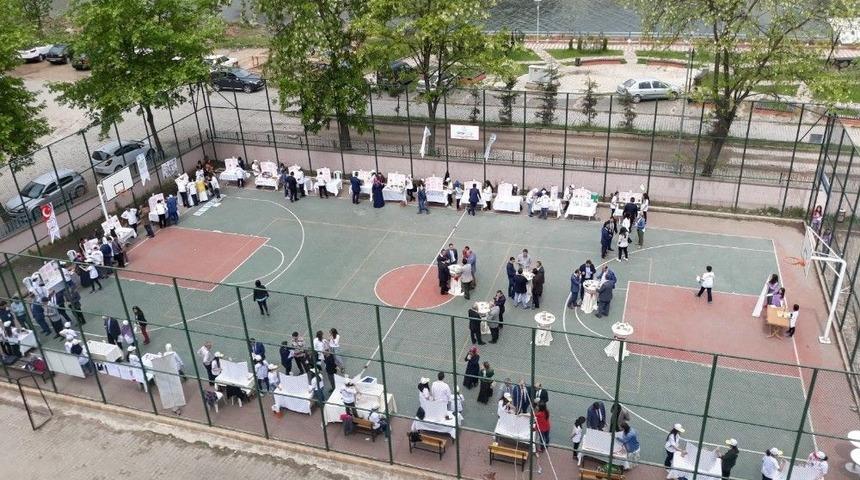 &Ouml;ğrenciler 28 Projeyi Sergiledi